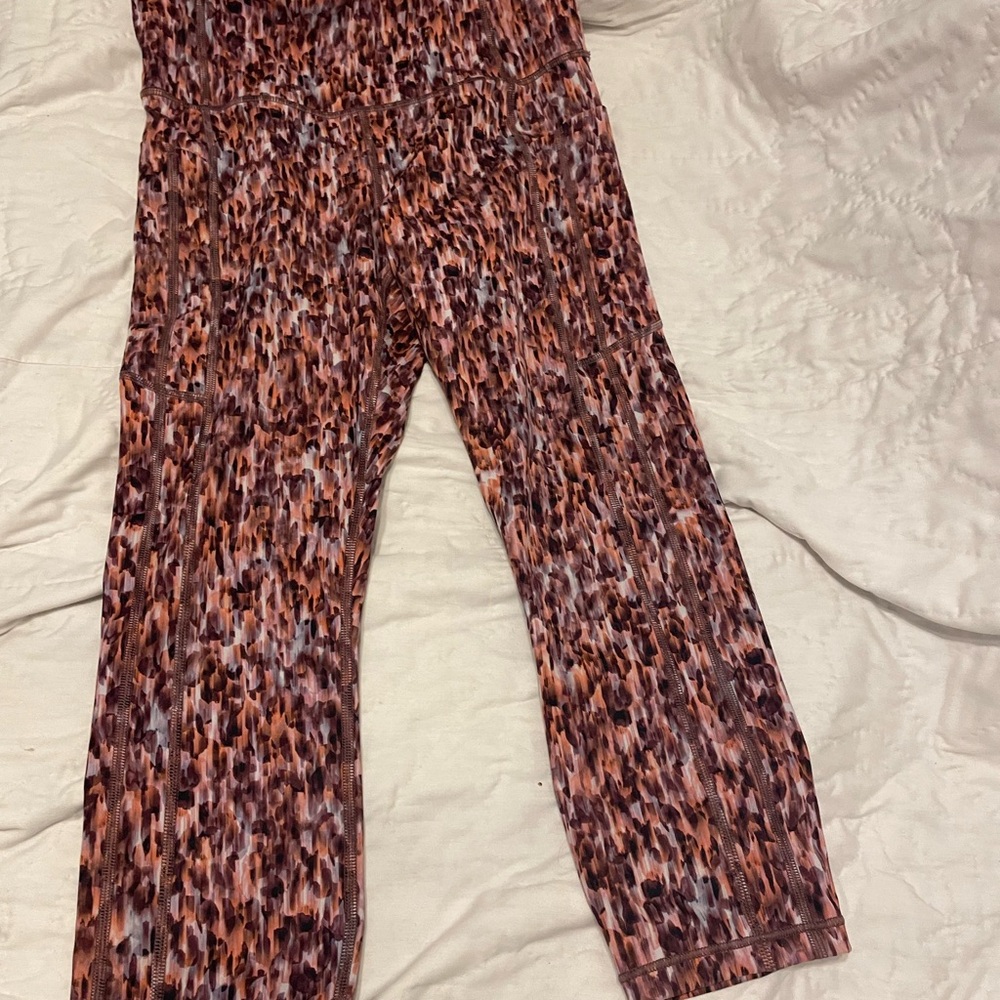 Athleta Multicolor Patterned Capri Pants